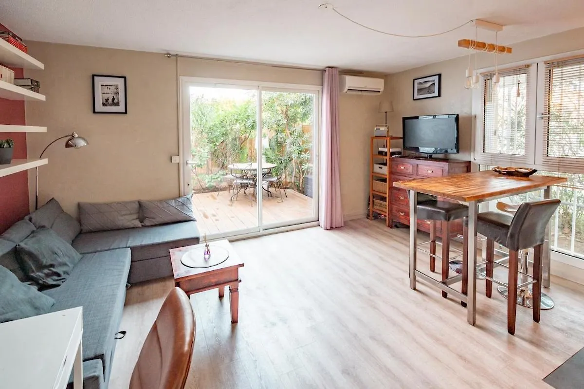 Charmant Appartement Avec Jardin A 500M Des Plages Prado Borely マルセイユ アパート