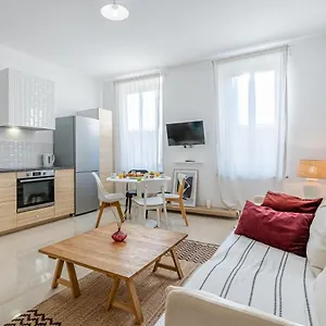 Le Borély: Climatisé Avec 2 Chambres, à 800m De La Appartement